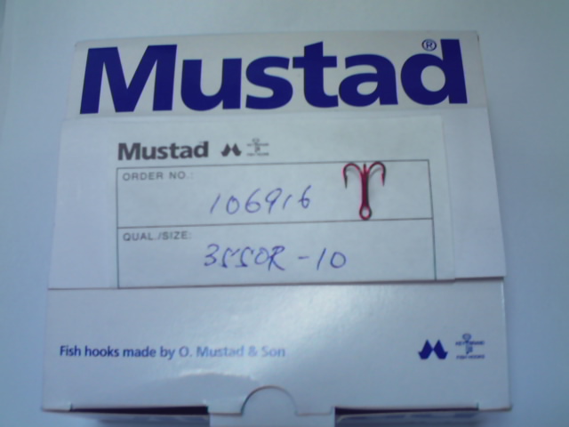 Mustad Treble Hook-#3550 red